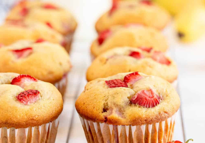 strawberry banana muffins recipe